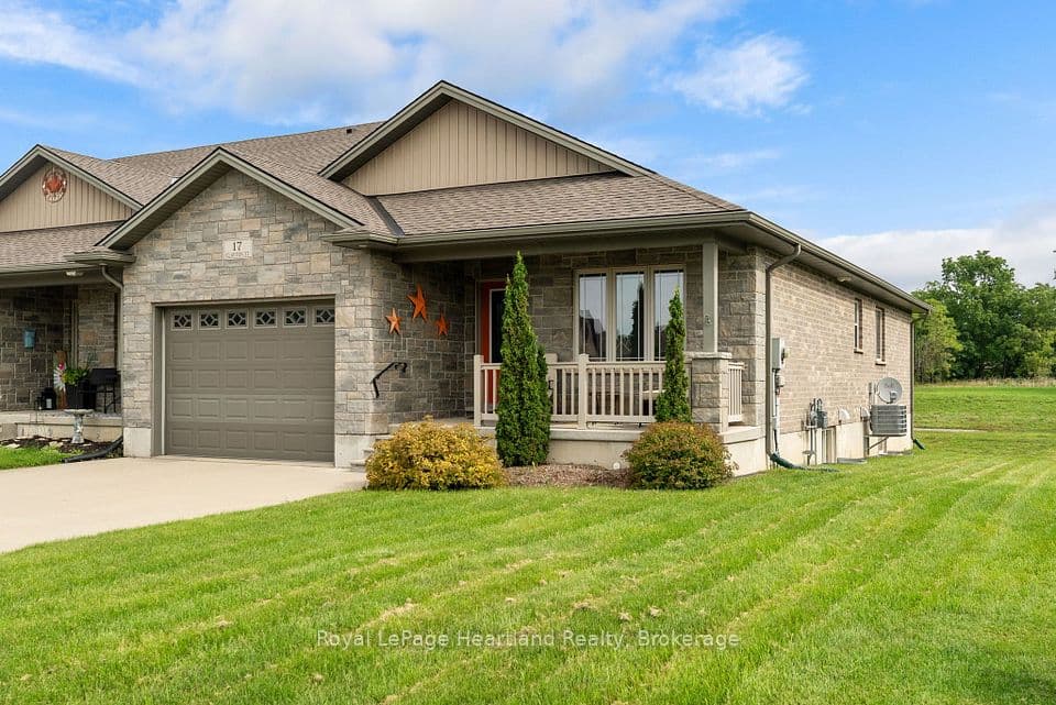 17 Clayton Street, West Perth, ON N0K 1N0 – main photo