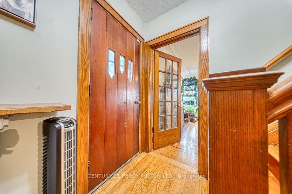 1853 Governors Road, Hamilton, ON L9H 5E3 – photo 3
