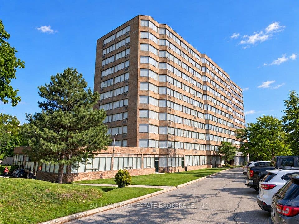 3227 King Street E 702, Kitchener, ON N2A 3Z9 – main photo