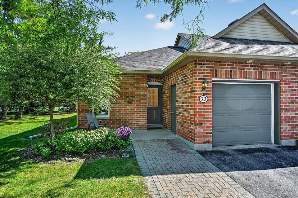 22 Charles Court, Selwyn, ON K0L 2H0 – main photo