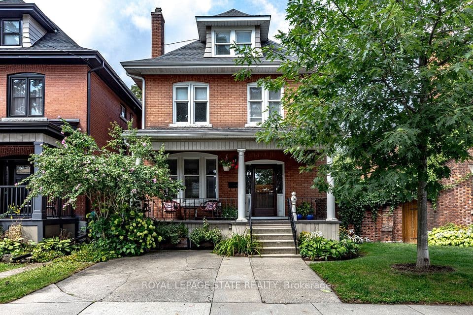 24 Fairleigh Crescent, Hamilton, ON L8M 2K9 – main photo