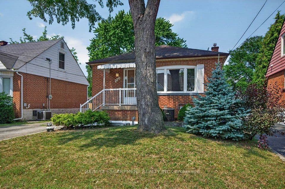 220 EAST 13TH Street, Hamilton, ON L9A 3Z7 – photo 3