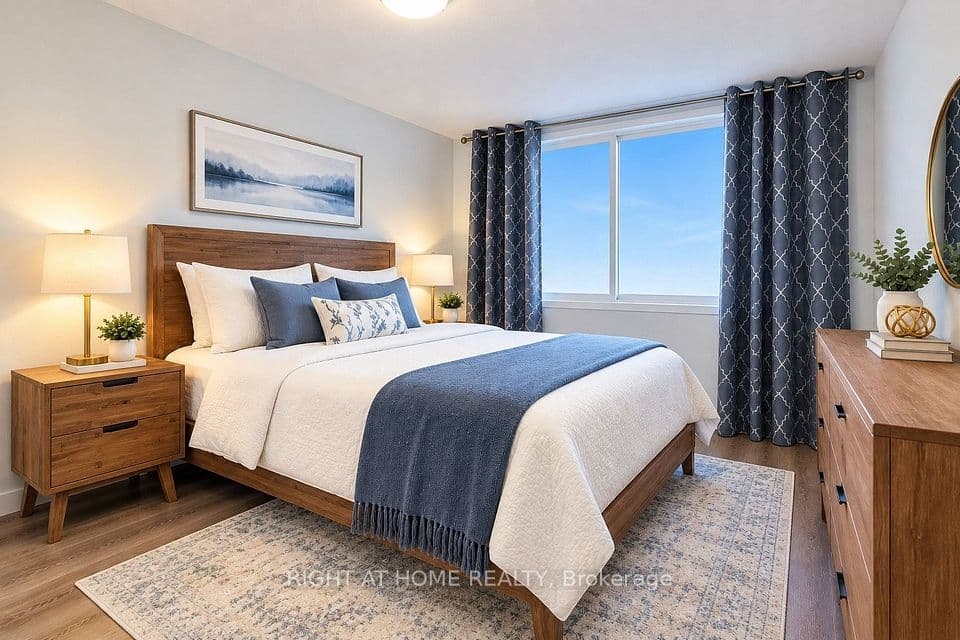 1 Redfern Avenue 217, Hamilton, ON L9C 0E6 – main photo