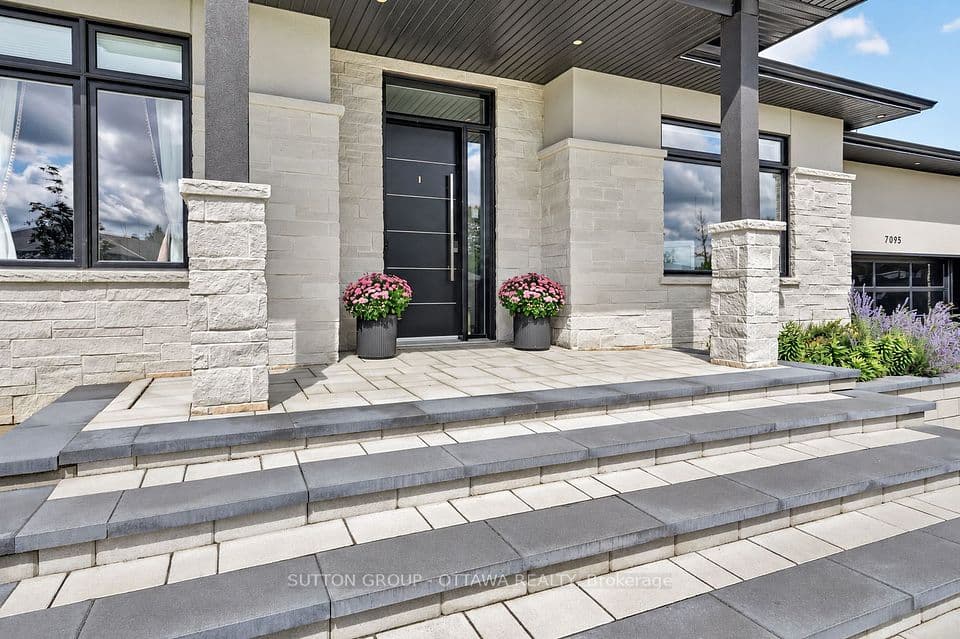 7095 Still Meadow Way, Greely - Metcalfe - Osgoode - Vernon and Area, ON K4P 0G1 – main photo