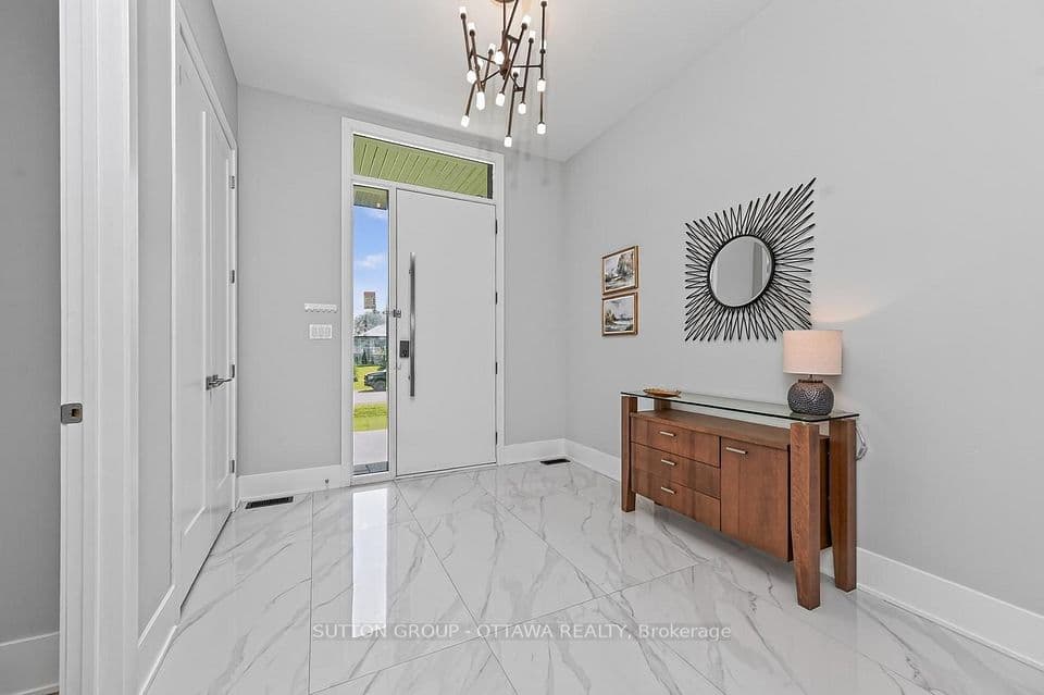 7095 Still Meadow Way, Greely - Metcalfe - Osgoode - Vernon and Area, ON K4P 0G1 – photo 3