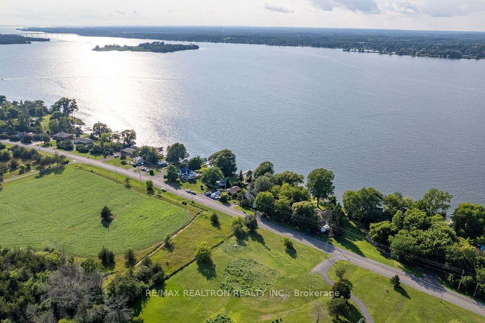 2141 County Road 9, Greater Napanee, ON K7R 3K8 – main photo