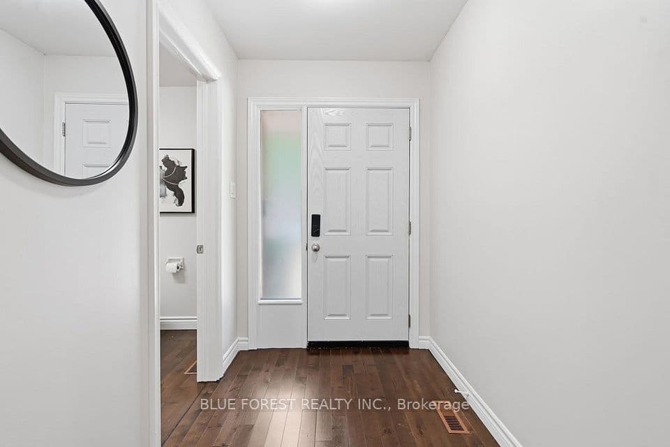 742 Fanshawe Park Road E, London North, ON N5X 2B9 – photo 3
