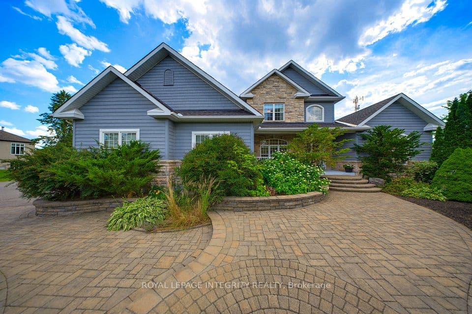562 Pennycross Lane, Carp - Huntley Ward, ON K0A 1L0 – photo 2