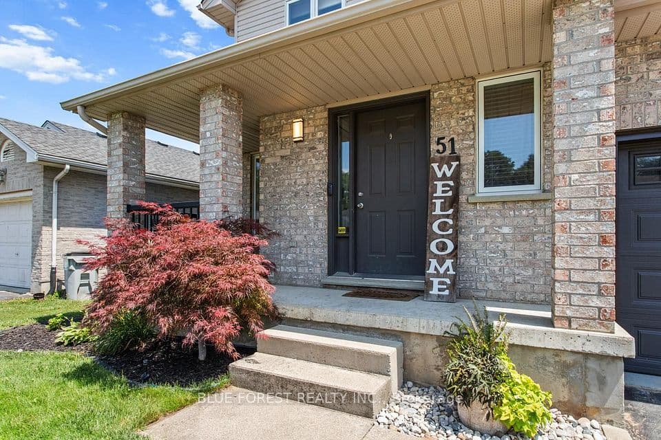 51 Hickory Boulevard W, Strathroy-Caradoc, ON N7G 4E9 – photo 3