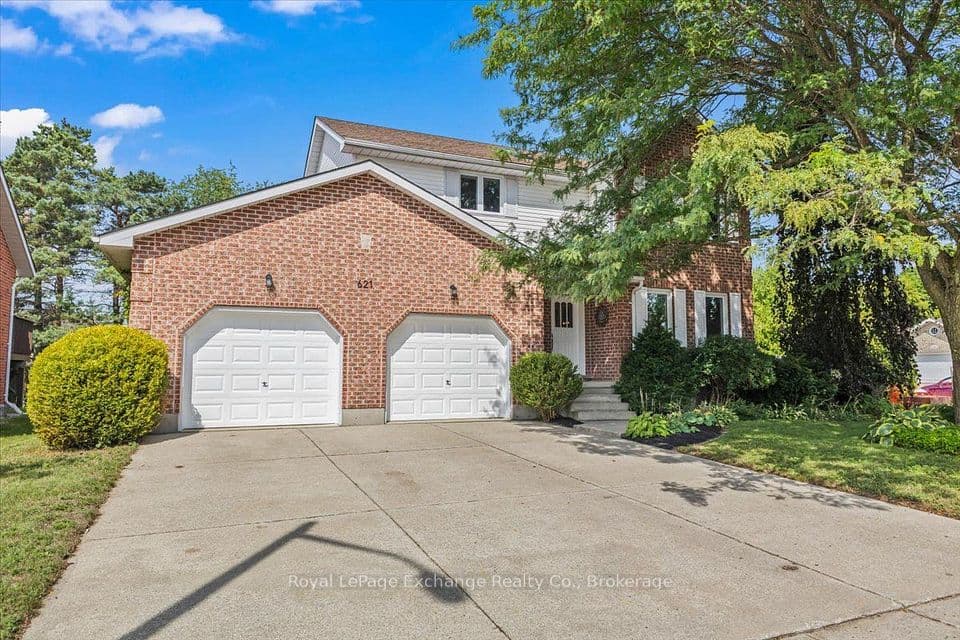 621 Lynden Crescent, Kincardine, ON N2Z 3A9 – main photo