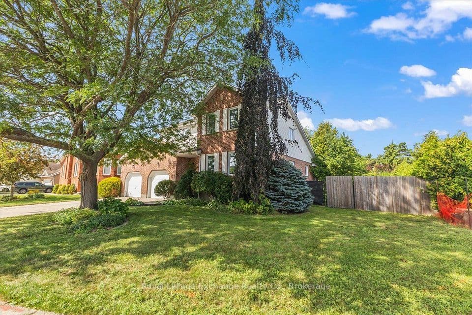 621 Lynden Crescent, Kincardine, ON N2Z 3A9 – photo 2