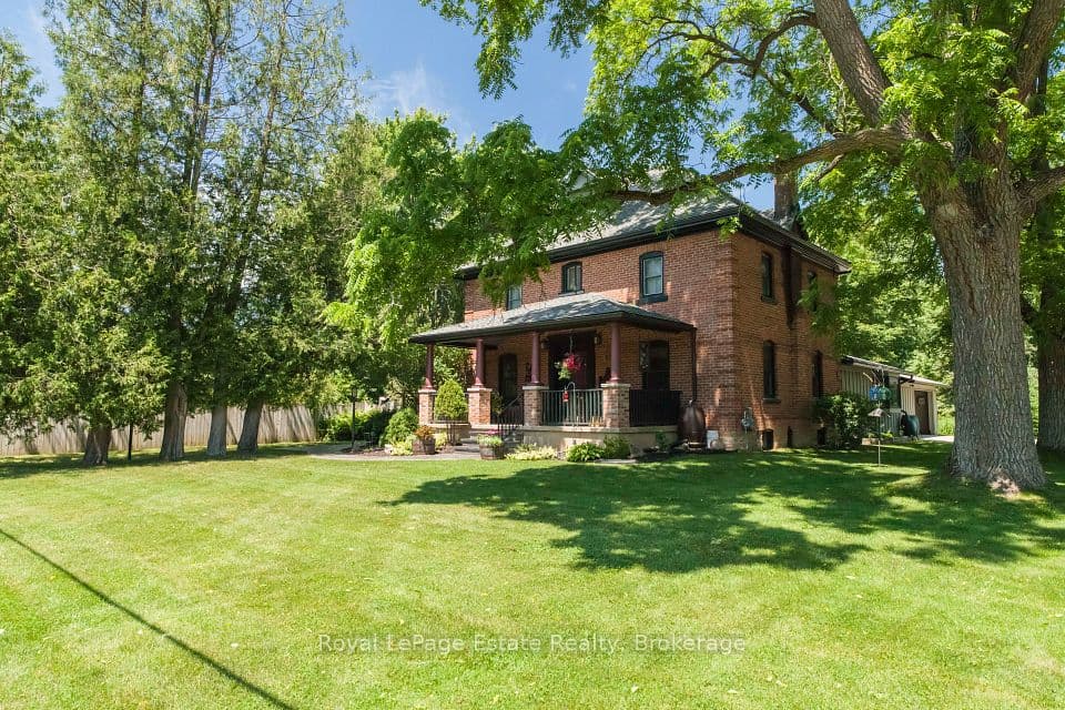 104 Carney Street, Georgian Bluffs, ON N4K 6V5 – main photo