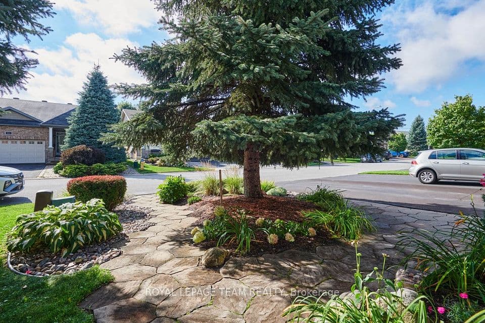 934 Burwash Landing Way, Kanata, ON K2W 0C8 – photo 3