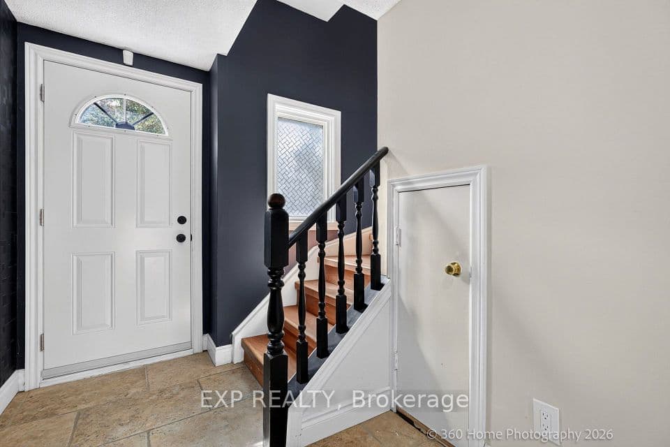 1255 Upper Gage Avenue 6, Hamilton, ON L8W 3C7 – photo 3