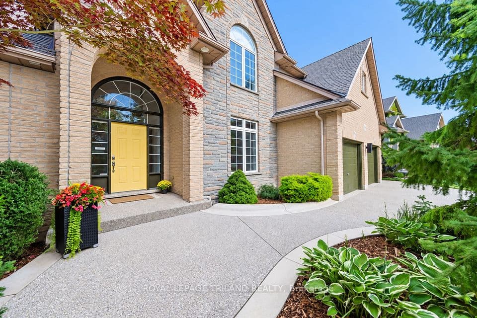 1833 Standfield Road, London North, ON N6G 5G1 – photo 2
