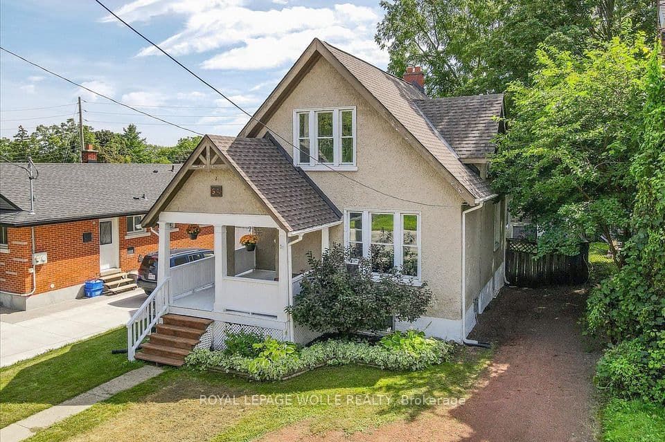 99 Cedar Street, Cambridge, ON N1S 1V7 – photo 2