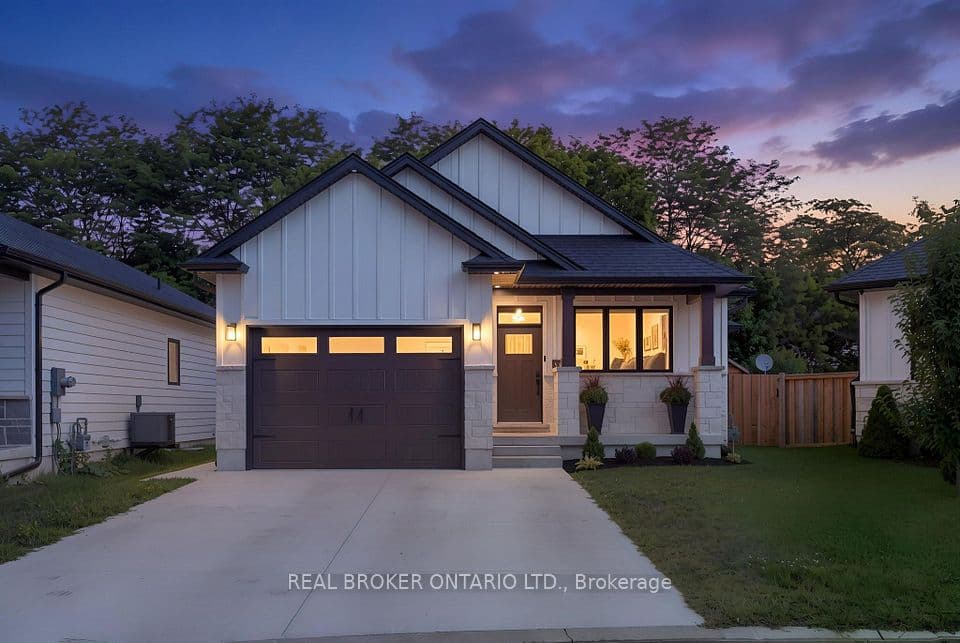 9 Macneil Court, Bayham, ON N0J 1T0 – main photo