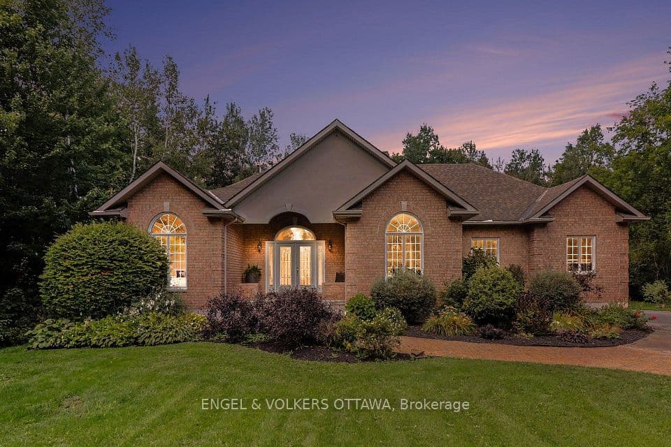 6235 Deermeadow Drive, Greely - Metcalfe - Osgoode - Vernon and Area, ON K4P 1M9 – main photo