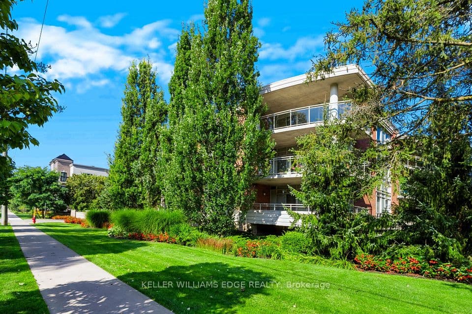 125 Wilson Street W 301, Hamilton, ON L9G 0B3 – photo 2