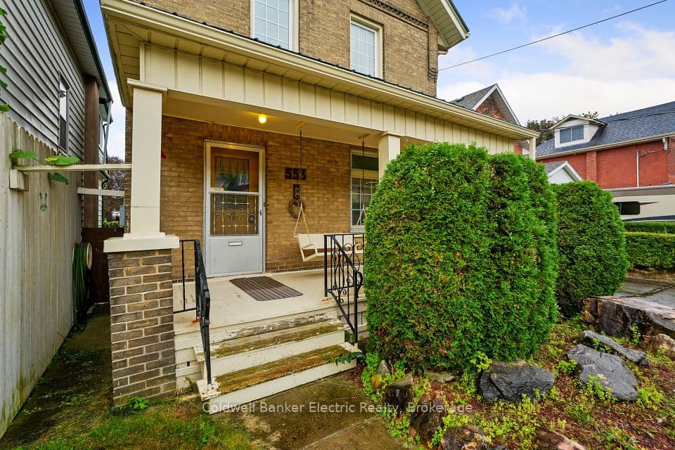 553 Chamberlain Street, Peterborough, ON K9J 4L6 – photo 2