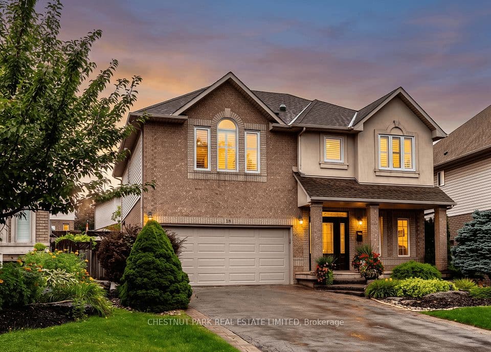 18 Pelham Drive, Hamilton, ON L9K 1L4 – main photo
