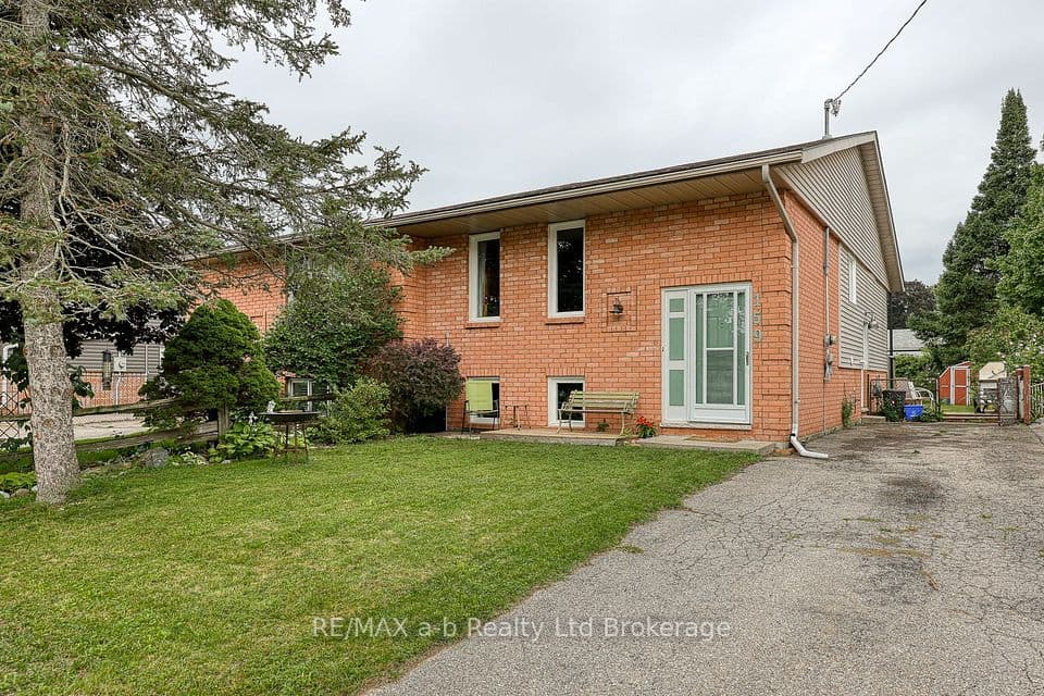 159 Carnegie Street, Ingersoll, ON N5C 1L1 – main photo