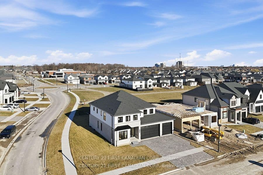 1673 Medway Park Drive, London North, ON N6G 3W1 – photo 3
