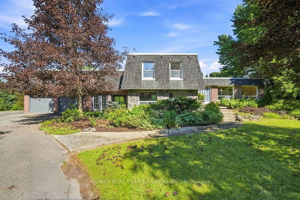 26 Maplewood Drive, Amaranth, ON L9V 3N6 – main photo