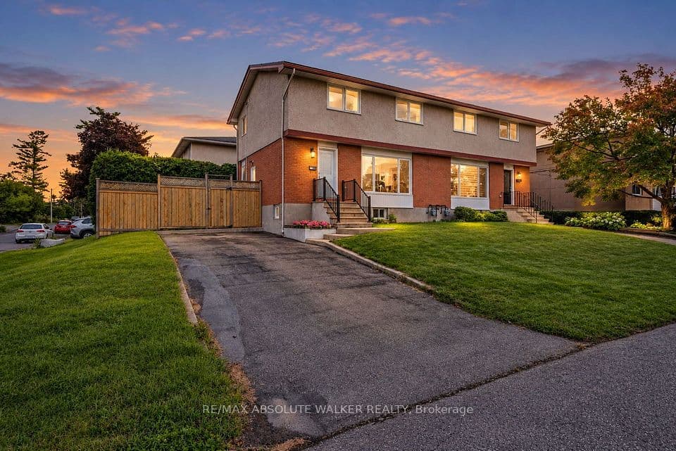 331 Britannia Road, Britannia - Lincoln Heights and Area, ON K2B 5X7 – main photo