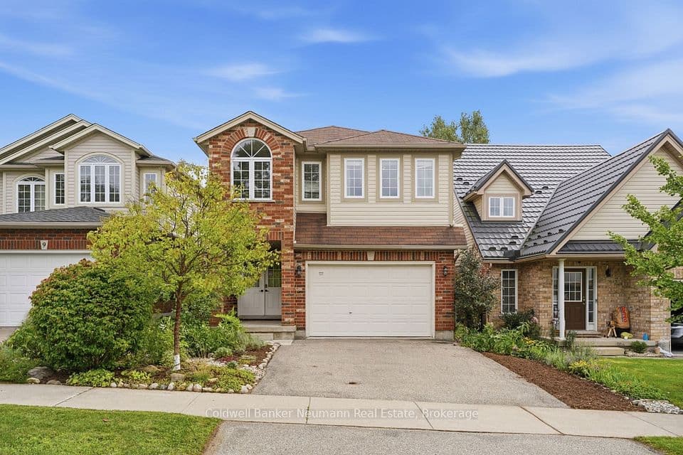 7 Henderson Drive, Guelph, ON N1E 0A1 – main photo