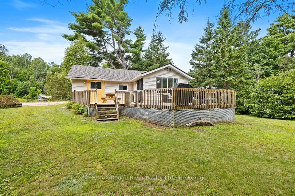 39 Hobo Lane, Hastings Highlands, ON K0L 1C0 – main photo