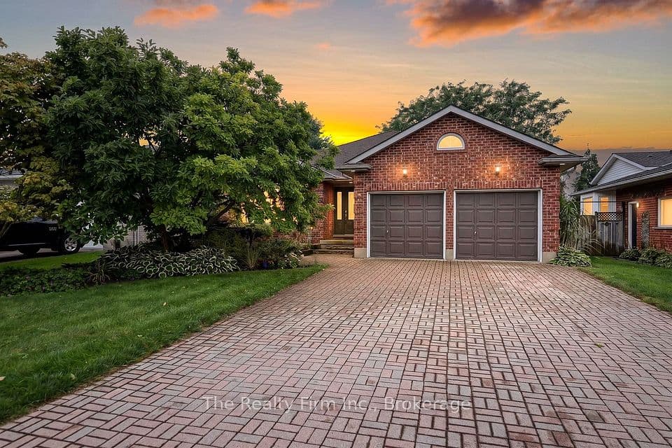 55 Mason Drive, Ingersoll, ON N5C 4A4 – main photo