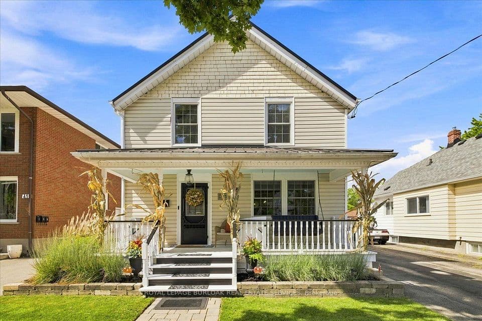 45 Rodman Street, St. Catharines, ON L2R 5C9 – main photo