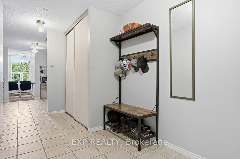 55 Green Valley Drive 1012, Kitchener, ON N2P 1Z6 – photo 3