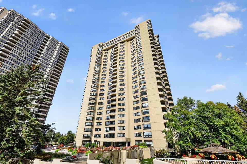 1500 Riverside Drive 2402, Alta Vista and Area, ON K1G 4J4 – main photo