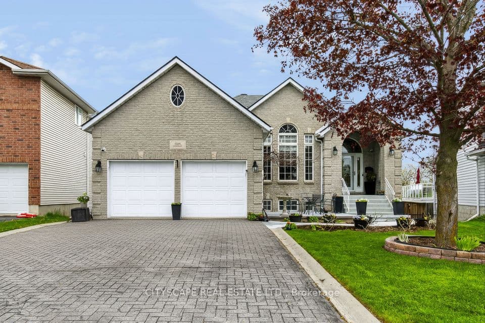 1100 Earnhart Street, Kingston, ON K7P 3C2 – main photo