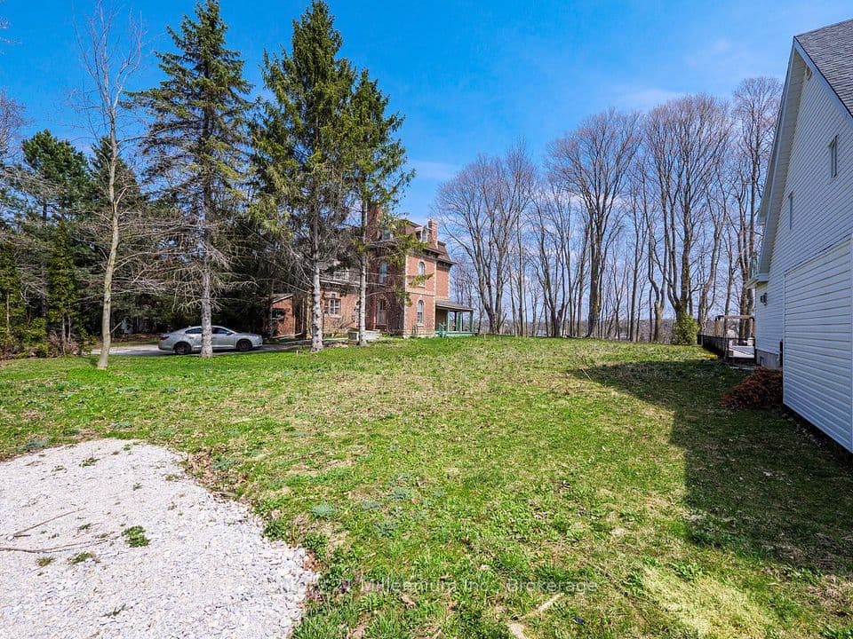 855 4th Avenue A West Avenue, Owen Sound, ON N4K 6L5 – main photo