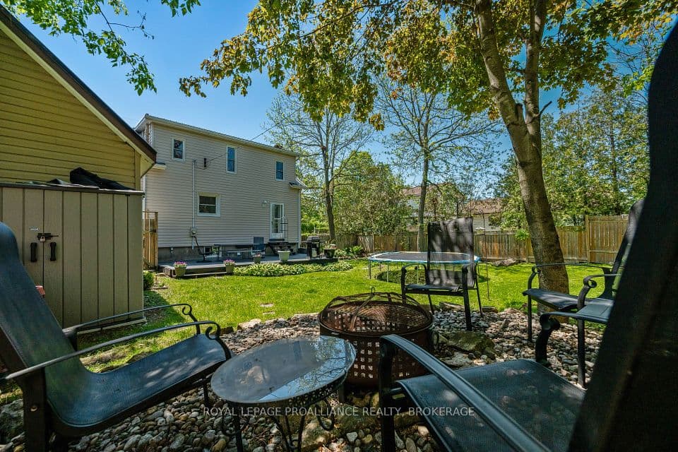 560 King Street W, Gananoque, ON K7G 2H1 – photo 3