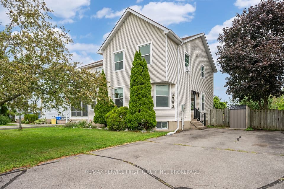 53 MCKEOWN Crescent, Loyalist, ON K7N 1Y4 – main photo