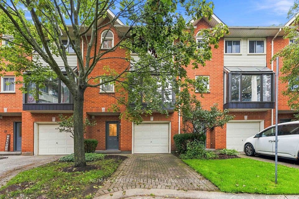 683 Windermere Road 16, London North, ON N5X 3T9 – main photo