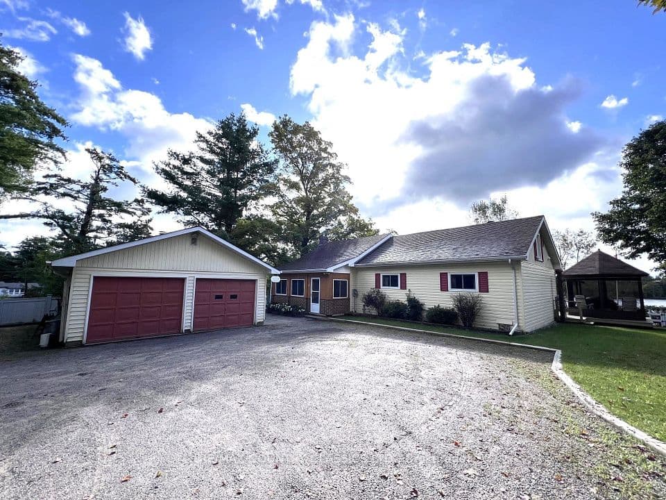 29 Brown Lane, Bancroft, ON K0L 1C0 – main photo