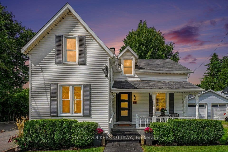 8169 Victoria Street, Greely - Metcalfe - Osgoode - Vernon and Area, ON K0A 2P0 – main photo