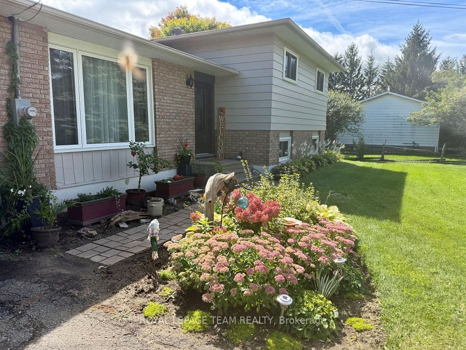 670 Van Buren Street, North Grenville, ON K0G 1J0 – photo 3