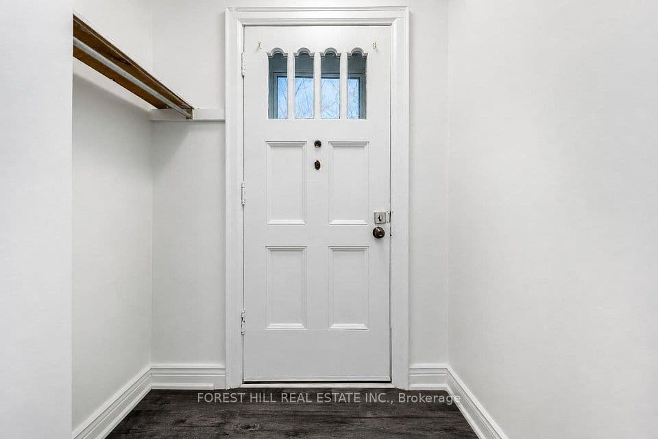 29 Thorndale Street S, Hamilton, ON L8S 3A7 – photo 2