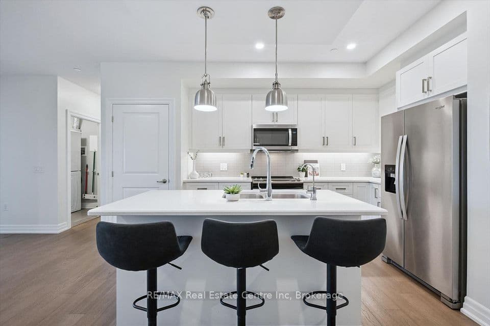 1878 Gordon Street 1002, Guelph, ON N1L 0P4 – photo 2