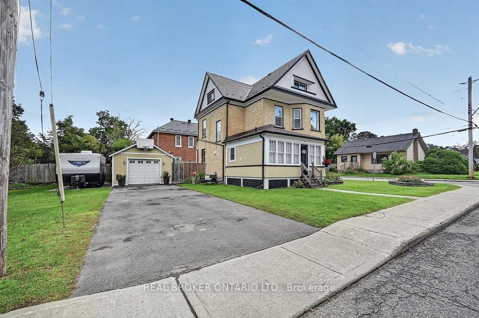 27 Abel Street, Smiths Falls, ON K7A 4L9 – photo 2