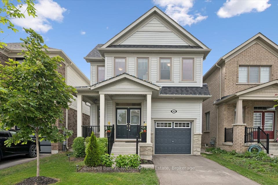 43 Harpin Way W, Centre Wellington, ON N1M 0H8 – main photo