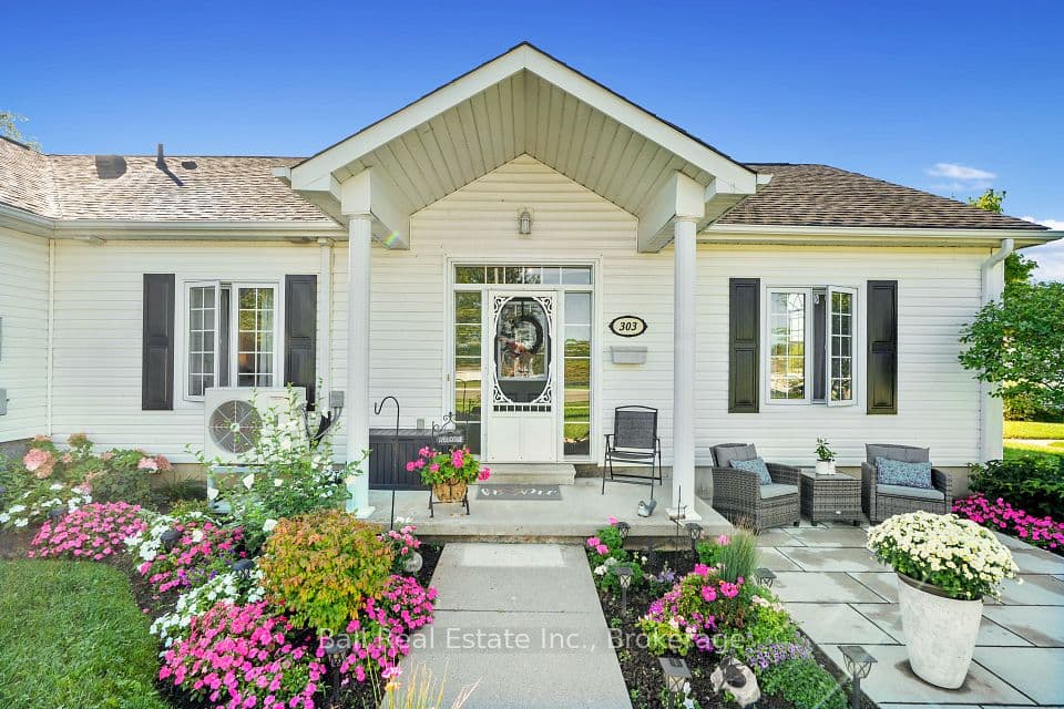 1055 Birchwood Trail 303, Cobourg, ON K9A 5Y1 – main photo