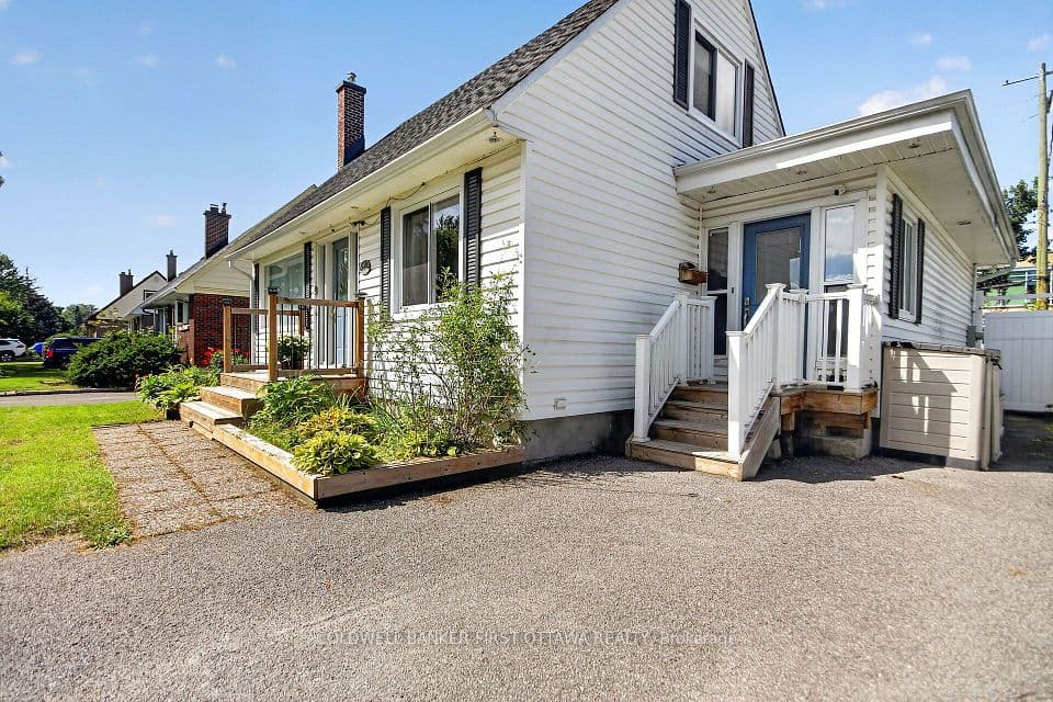 779 Halstead Street, Elmvale Acres and Area, ON K1G 1M5 – main photo
