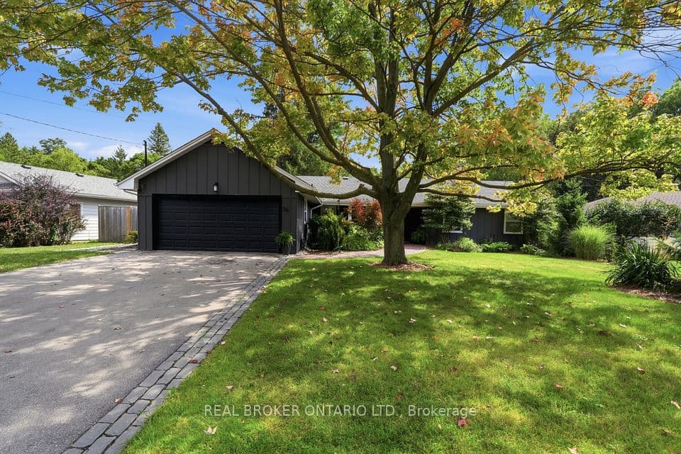 54 Mayfair Avenue, Hamilton, ON L9H 3L1 – main photo